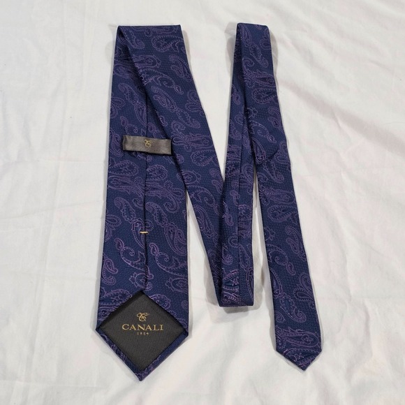 Canali Paisley Silk Necktie Navy Purple 100% Silk Made in Italy Luxury Tie